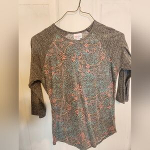 LulaRoe Randy shirt